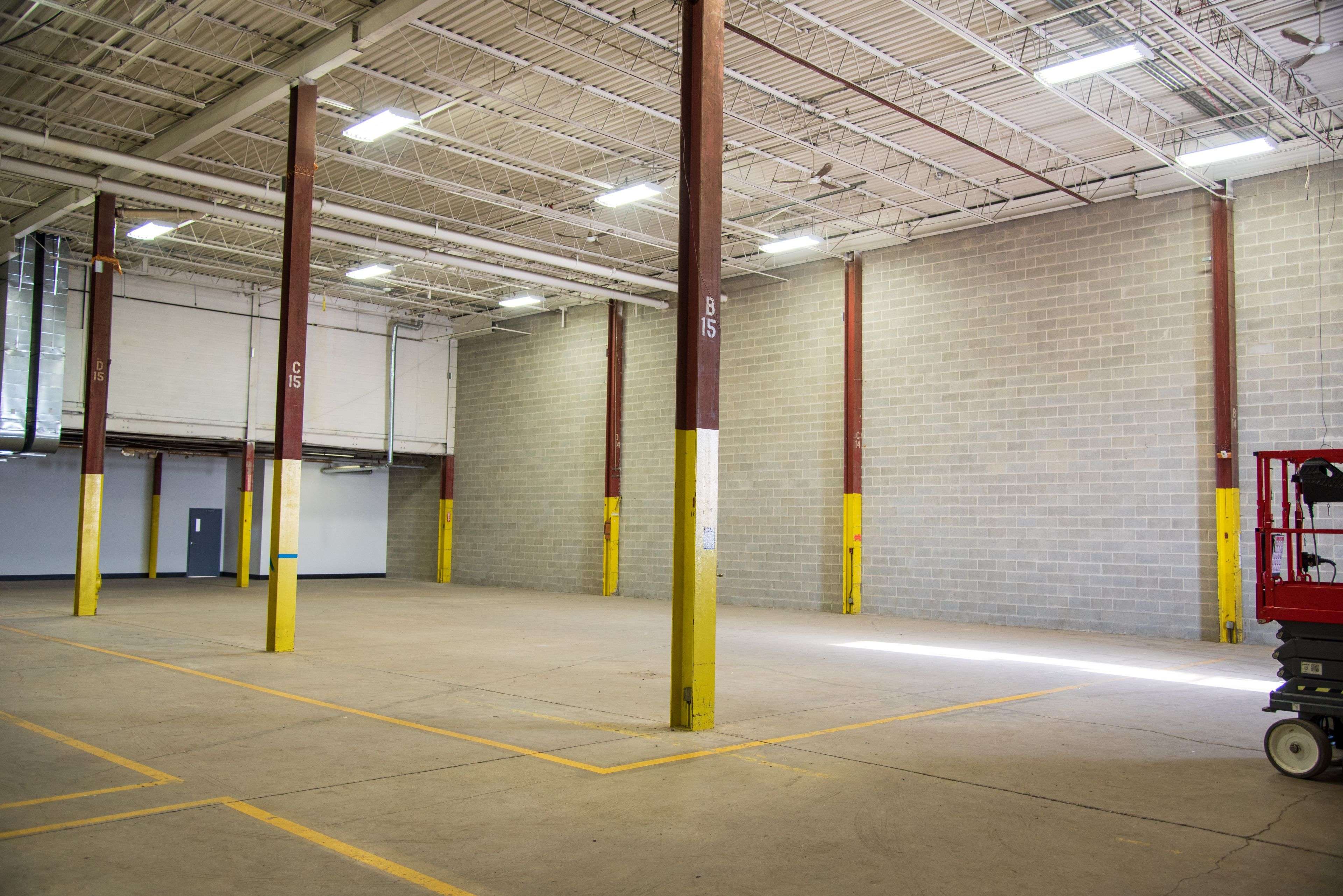 Toronto W05, ON M9L 1R5,5145 Steeles AVE W #Unit 1