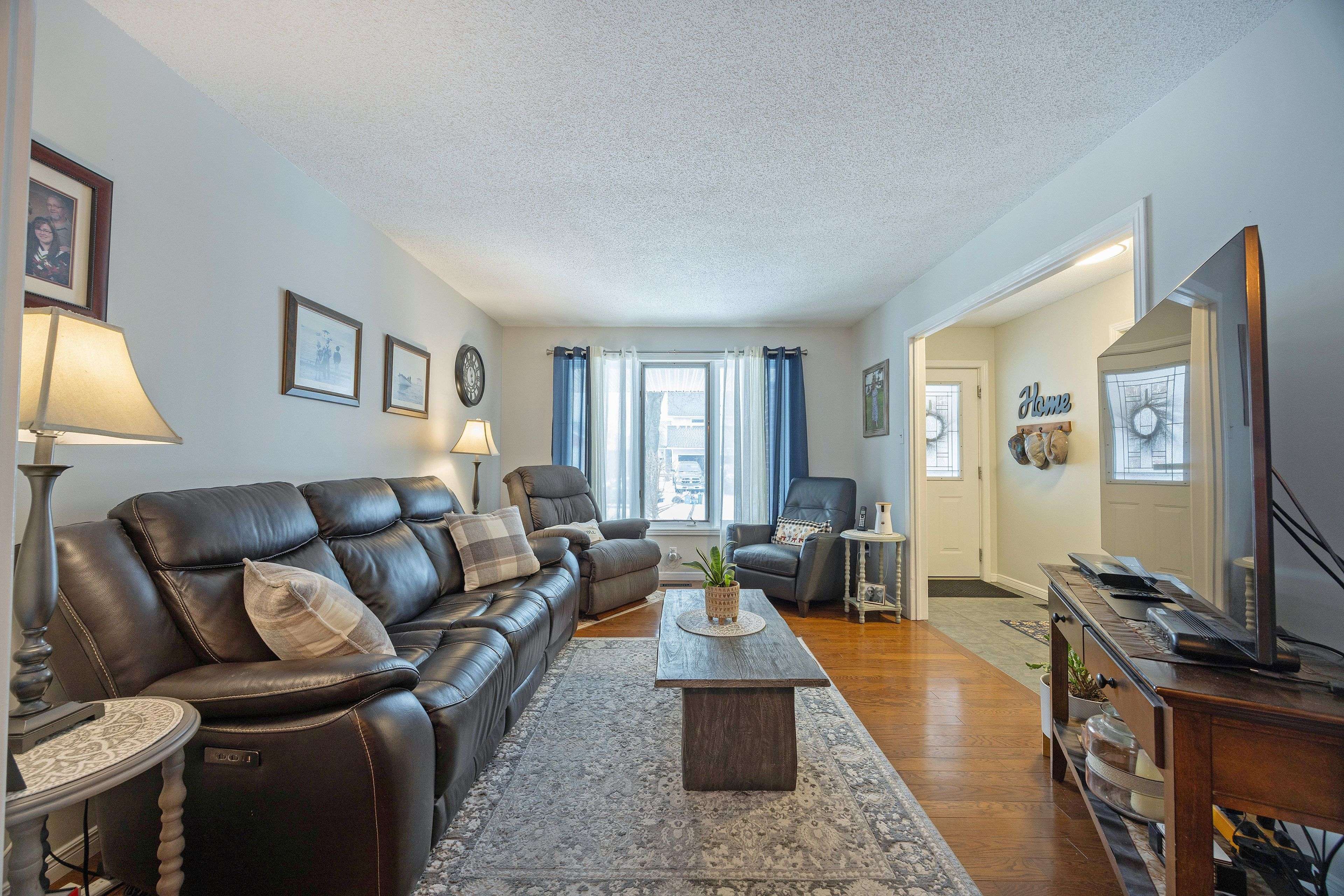 London South, ON N6E 3V6,104 Josselyn DR