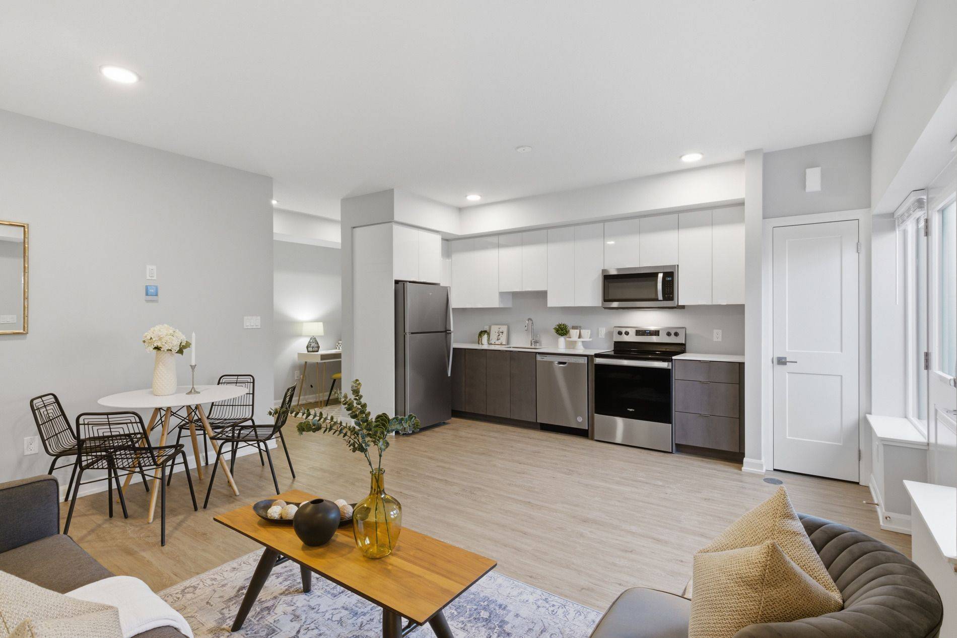 Guelph, ON N1H 3Z1,708 Woolwich ST #116