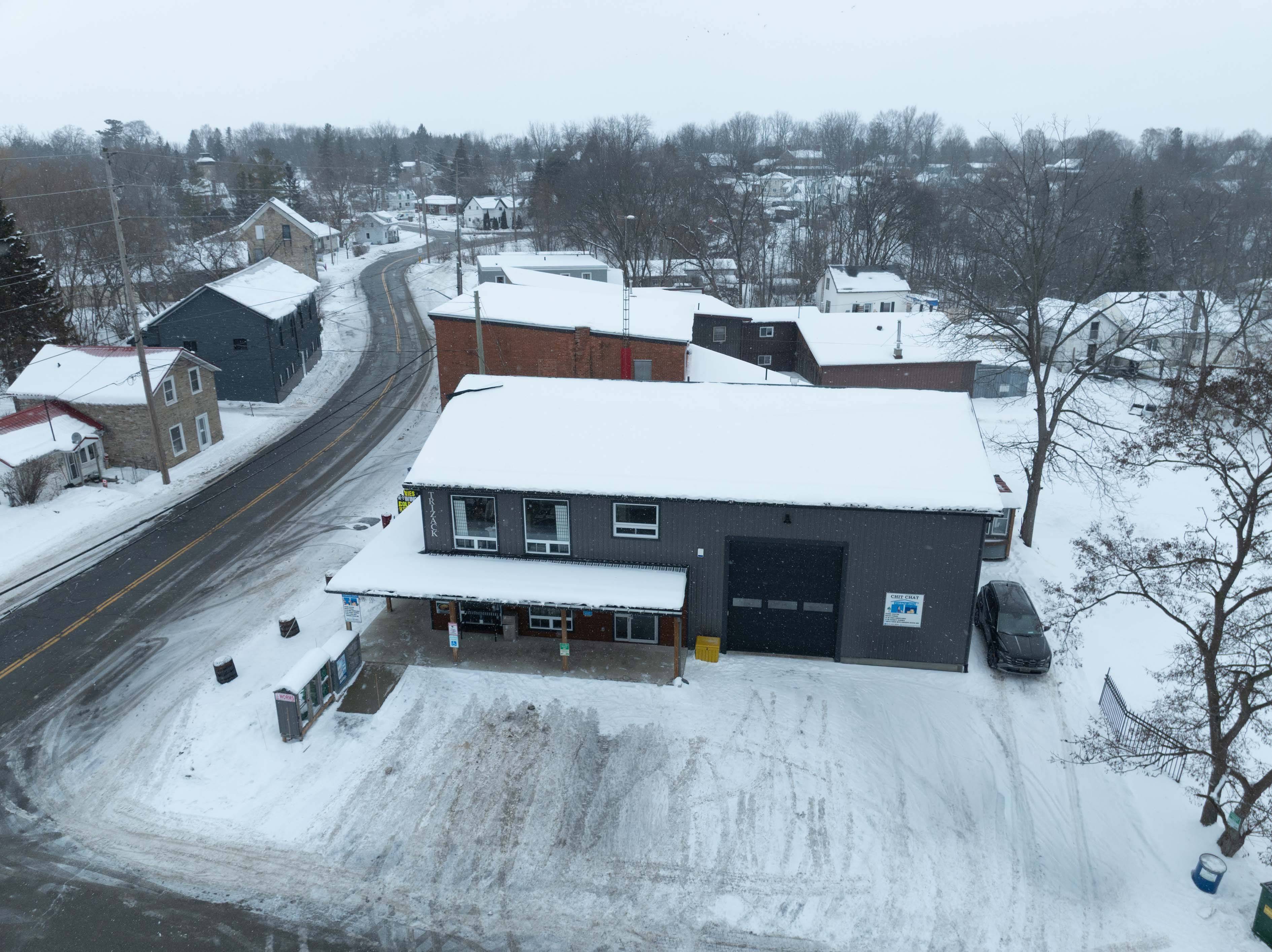 Elizabethtown-kitley, ON K0E 1M0,25 Main ST W