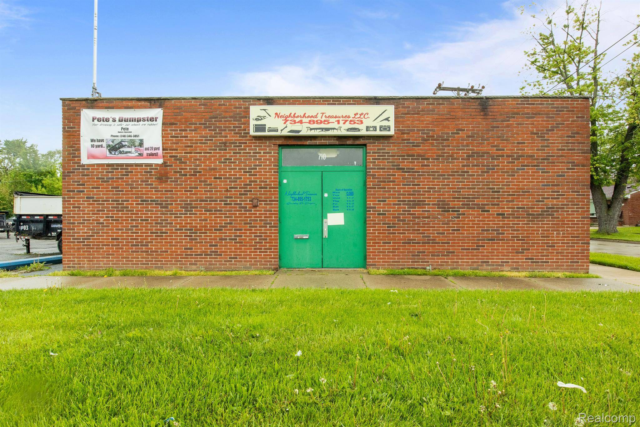 Inkster, MI 48141,710 MIDDLEBELT RD