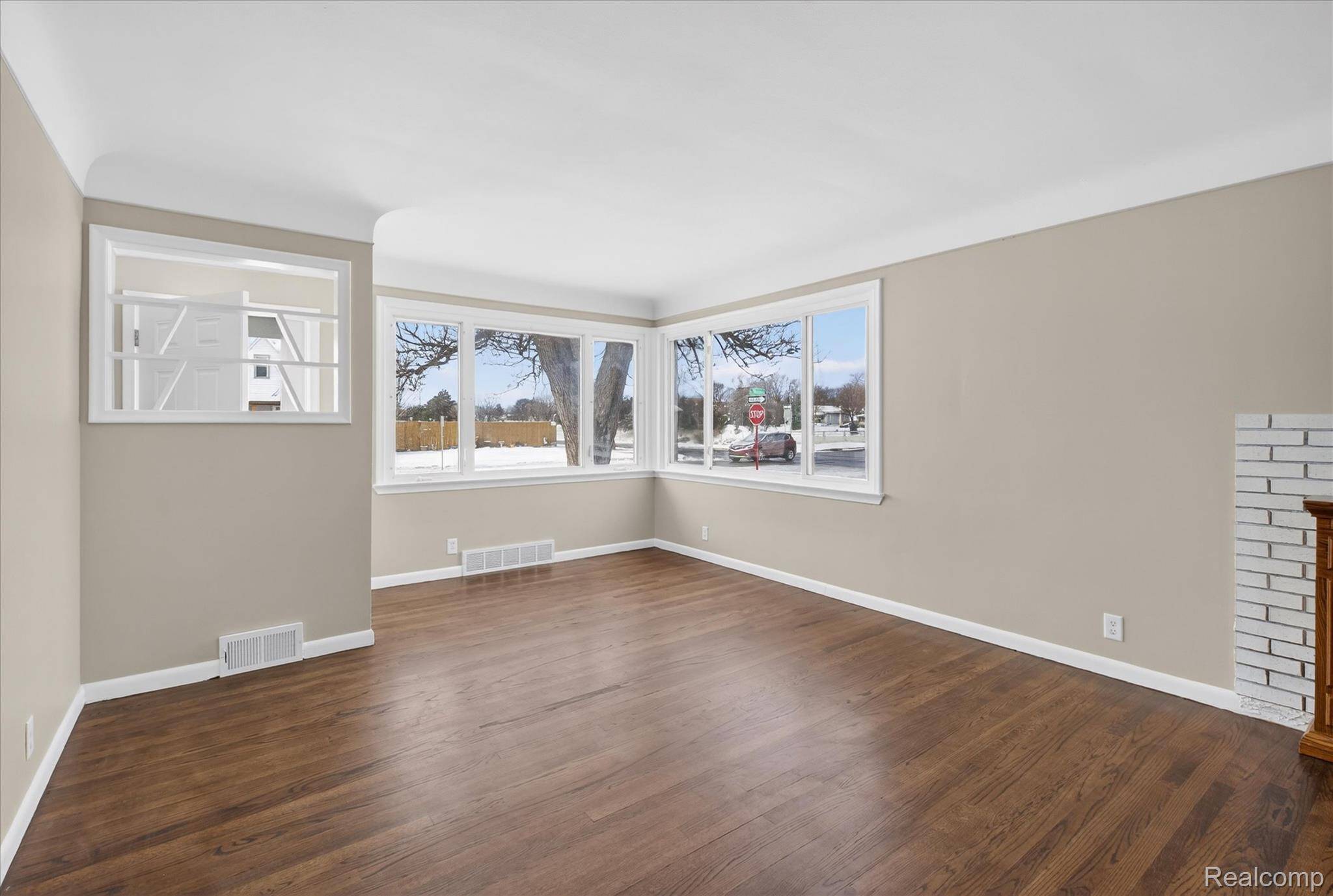 Roseville, MI 48066,26740 Nieman ST