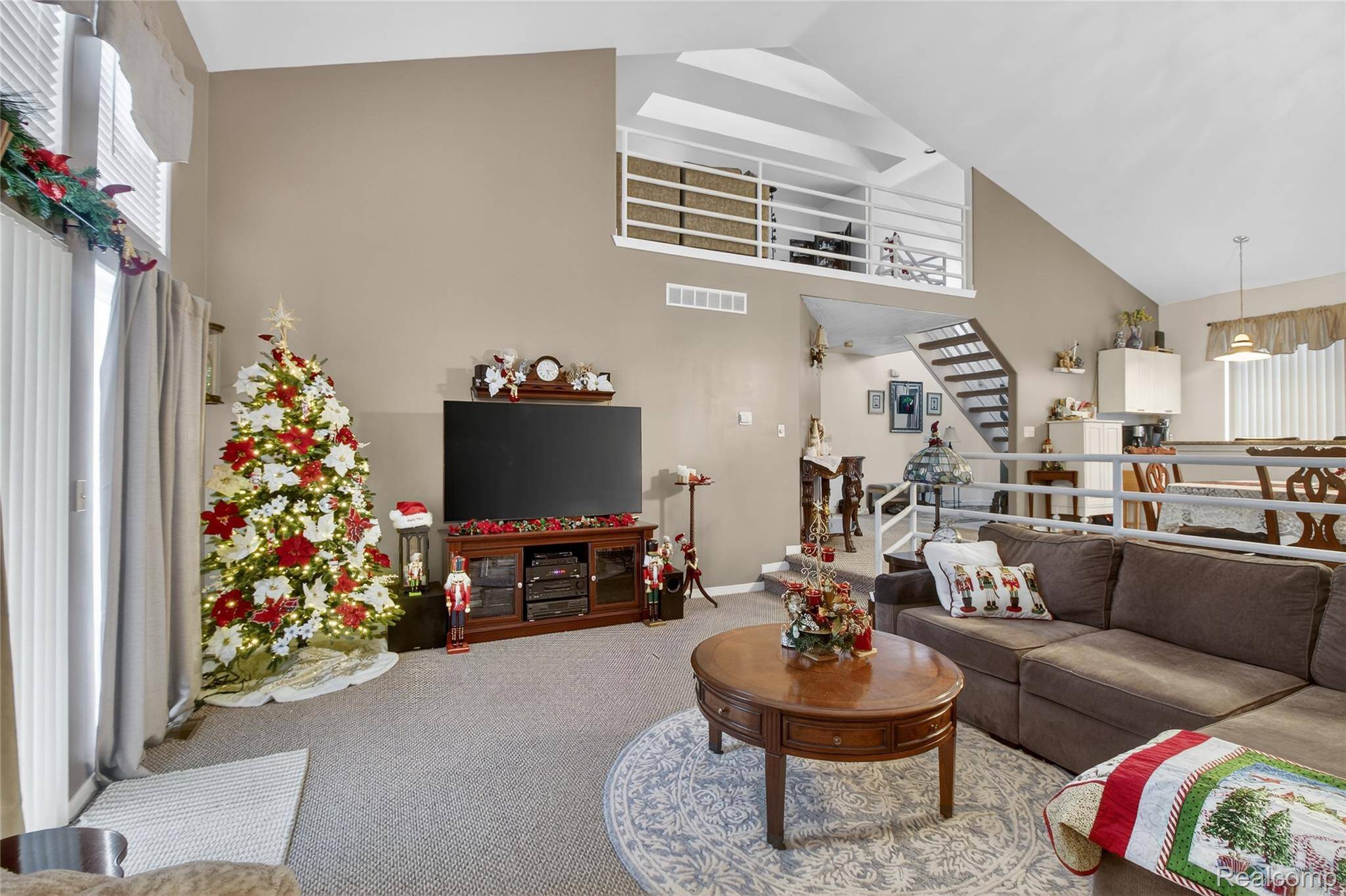 West Bloomfield, MI 48323,5148 Woodrun CT