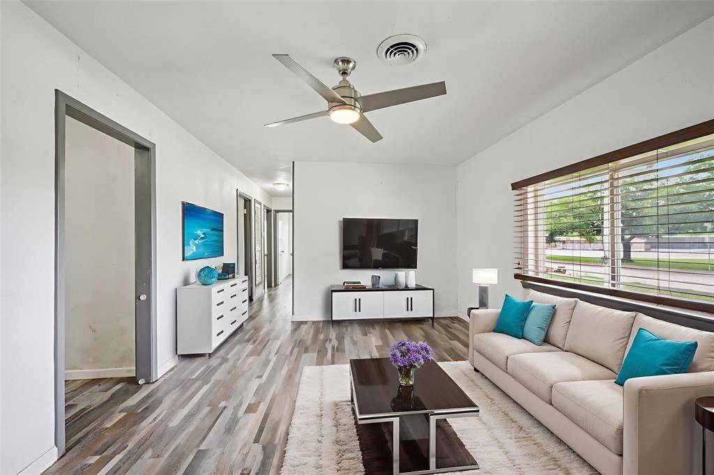 Haltom City, TX 76117,3736 Layton Avenue