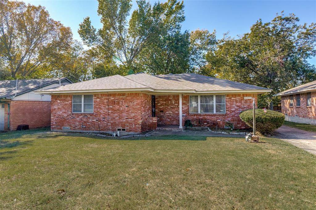 Dallas, TX 75228,2212 Larry Drive