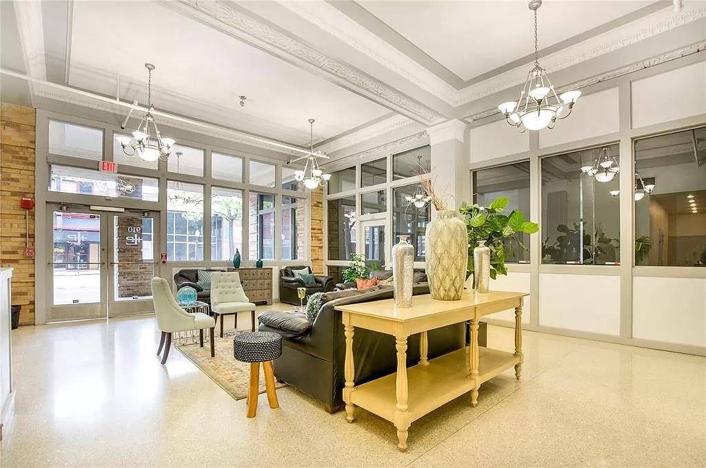 Fort Worth, TX 76102,910 Houston Street #604