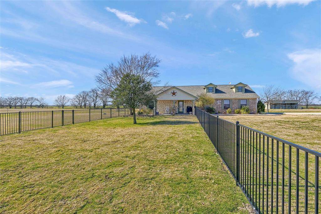 Tioga, TX 76271,132 Windmill Drive