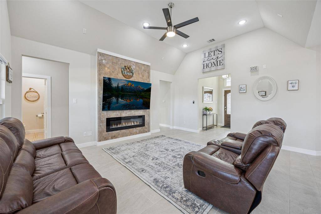 Fort Worth, TX 76126,5437 Gebron Drive