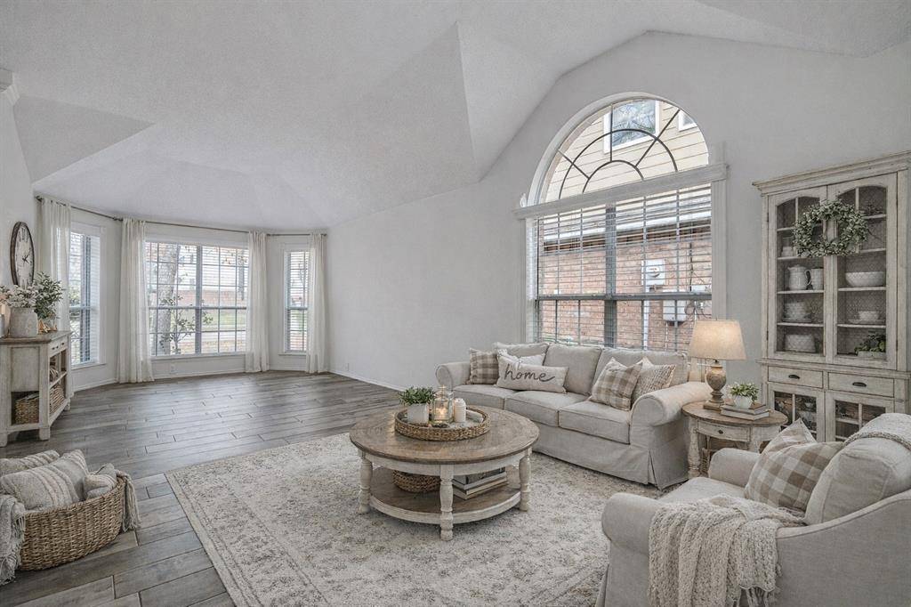 Burleson, TX 76028,2525 Greenhaven Drive