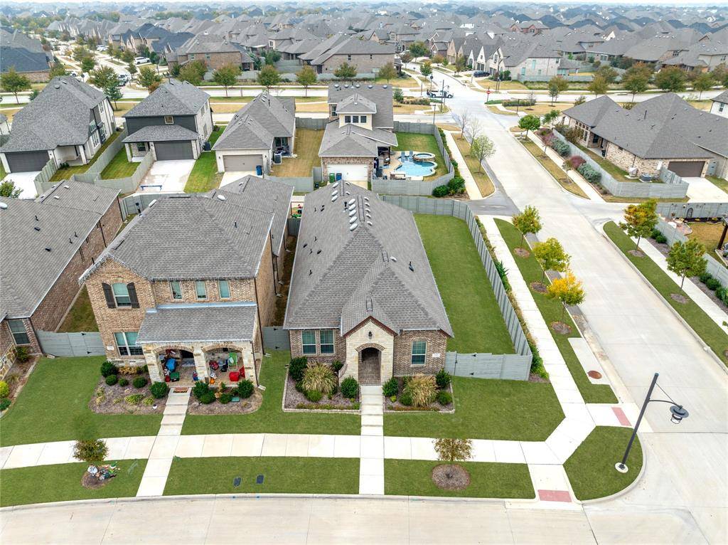 Argyle, TX 76226,1000 Lamp Post Lane