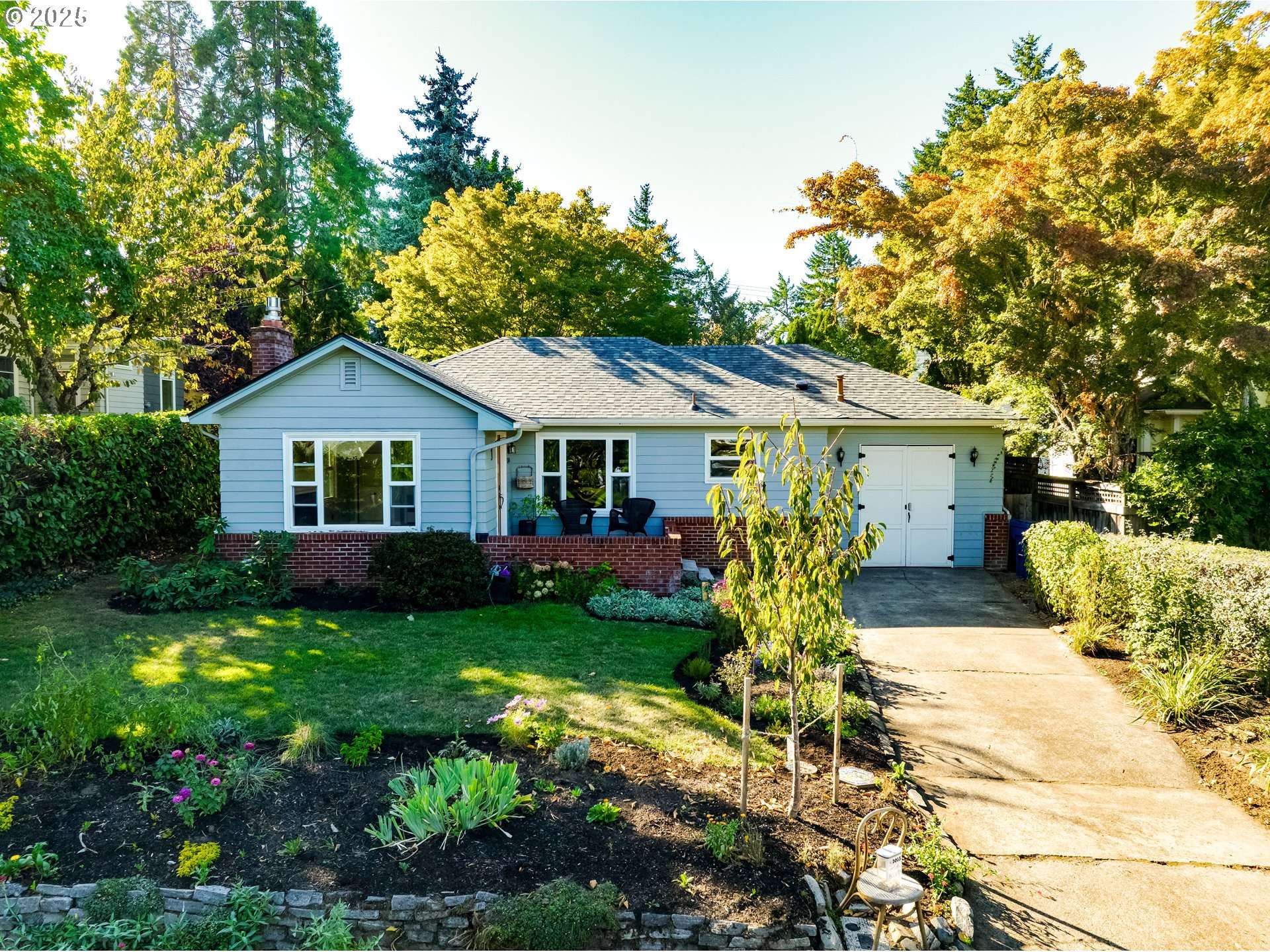 Eugene, OR 97405,2140 MONROE ST