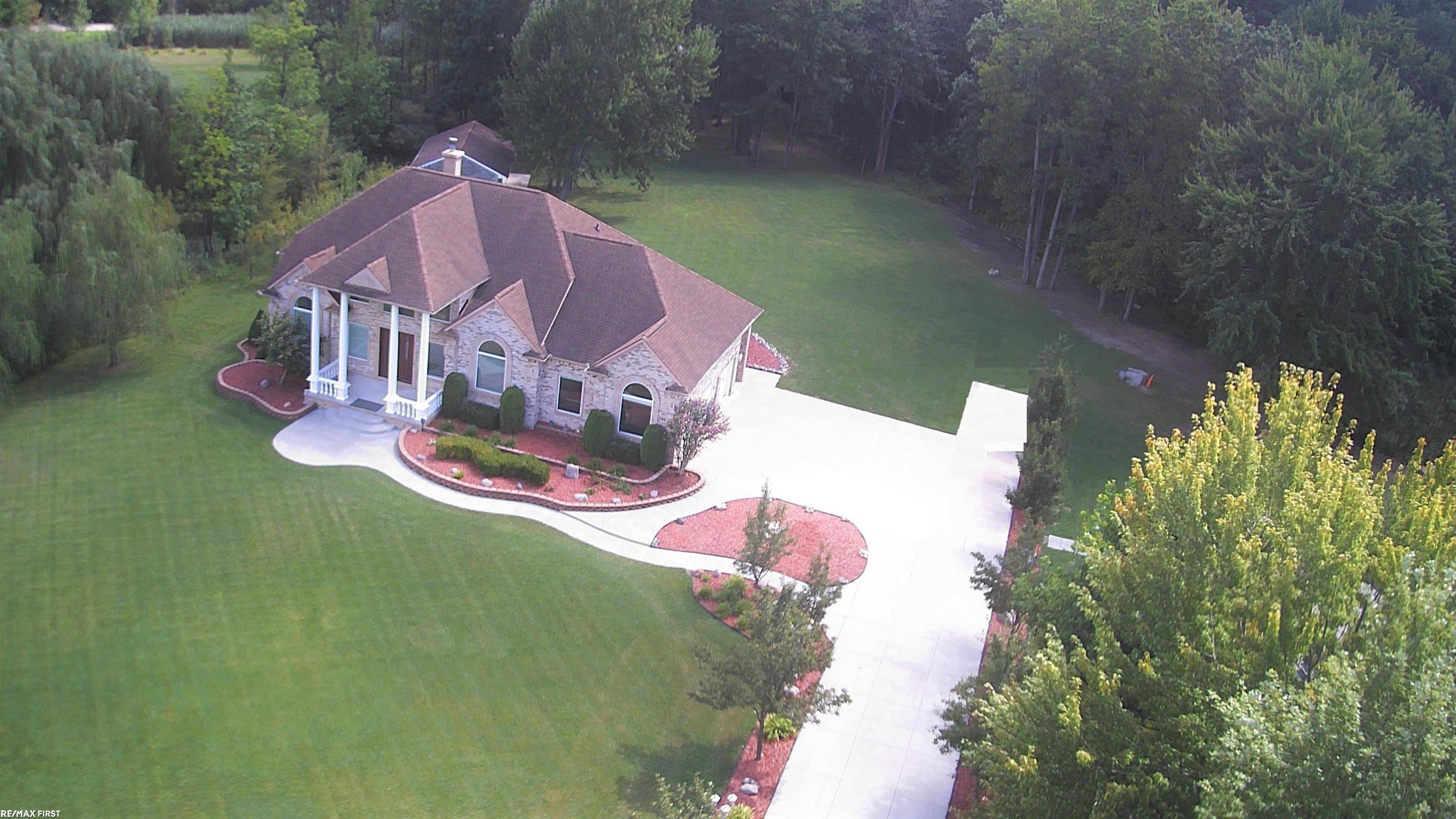 Oakland, MI 48363,400 E Romeo RD