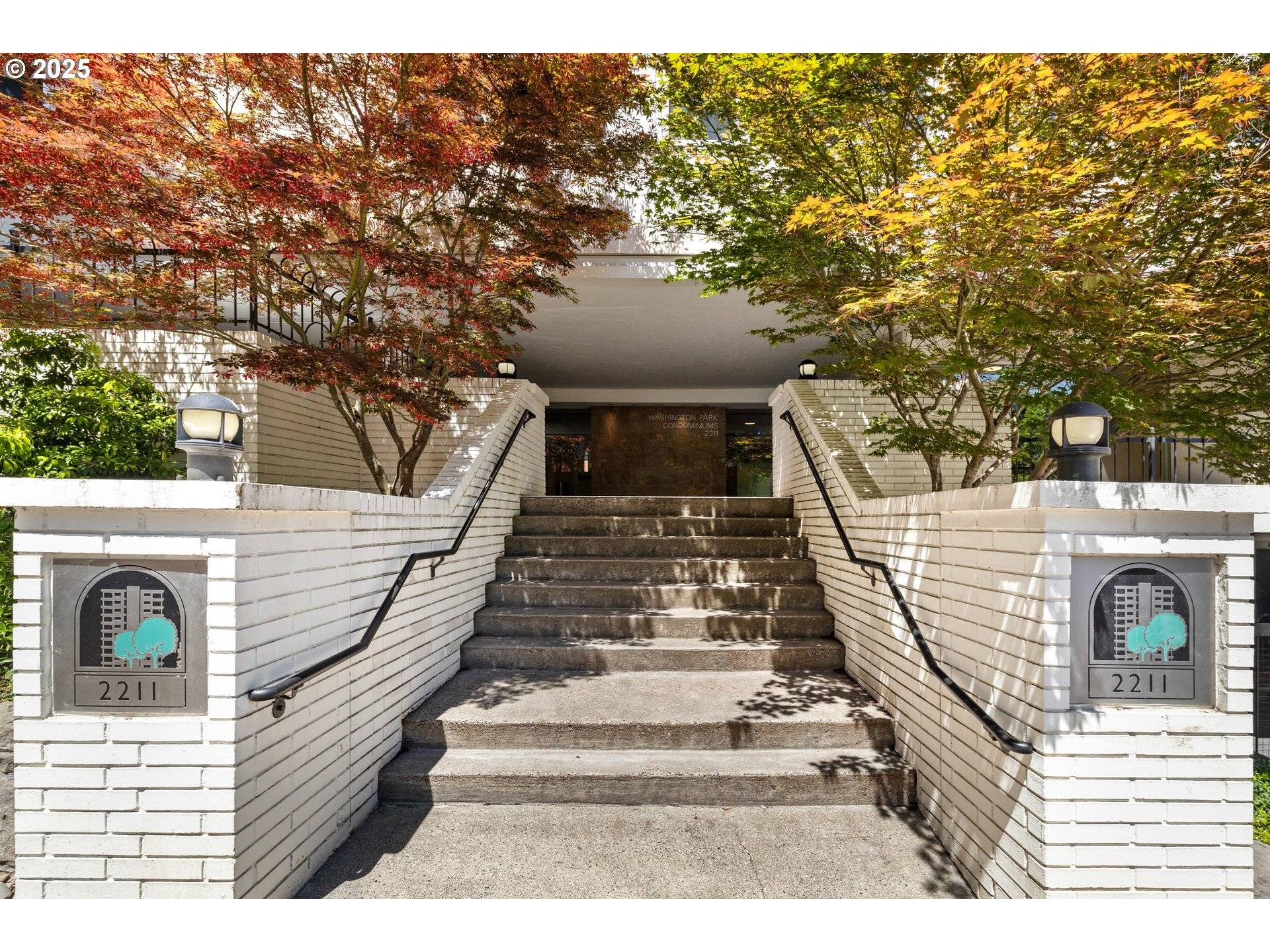 Portland, OR 97205,2211 SW PARK PL #603