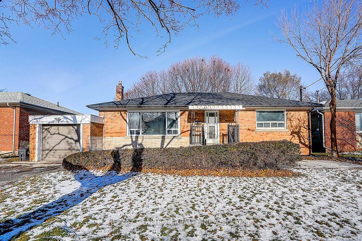 Toronto C06, ON M3H 4K3,156 Combe AVE