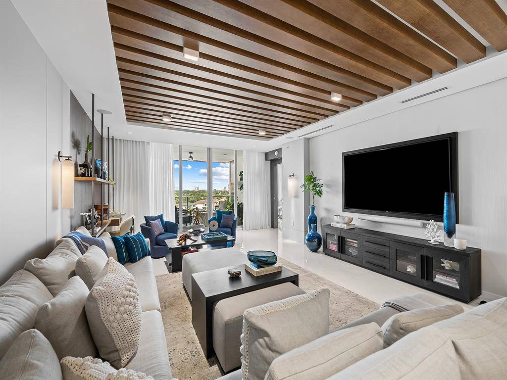 Fort Lauderdale, FL 33304,435 Bayshore Dr #703