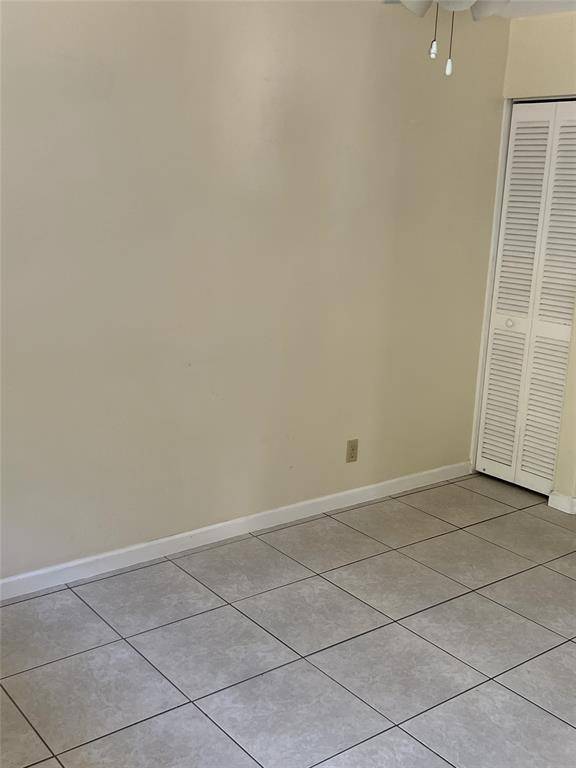 Hollywood, FL 33020,2227 Monroe St #3