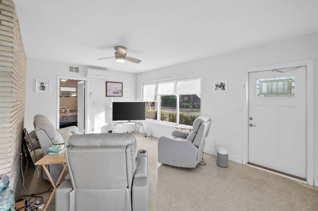 Lauderdale By The Sea, FL 33308,4436 Seagrape Dr