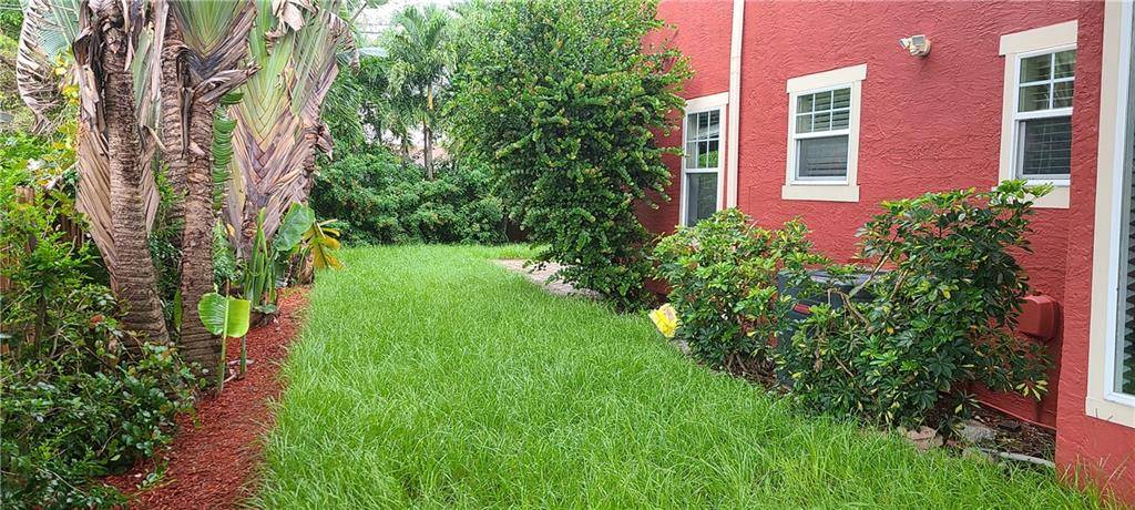 Fort Lauderdale, FL 33311,735 NW 1st Ave