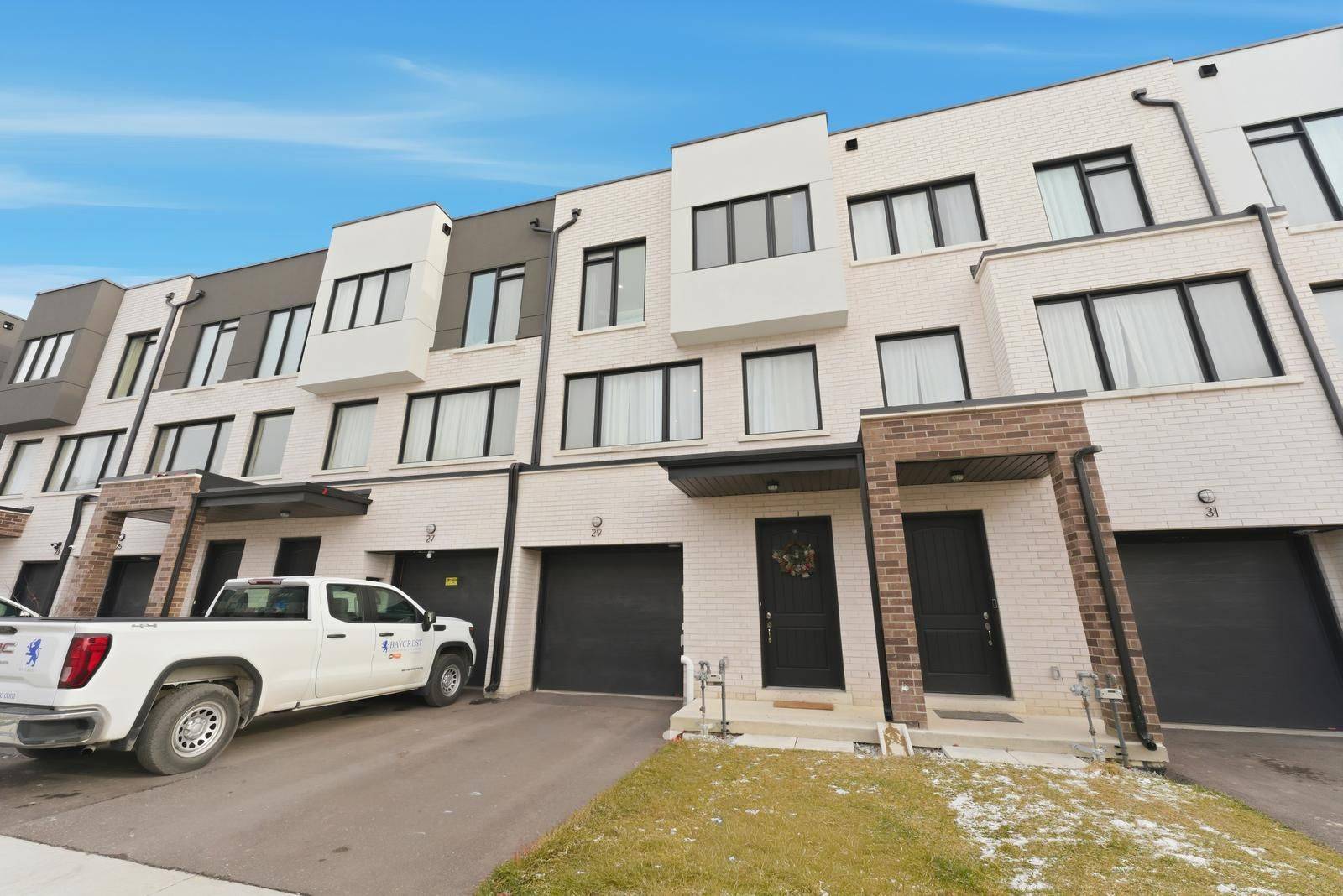 Richmond Hill, ON L4E 2T3,29 Persica ST