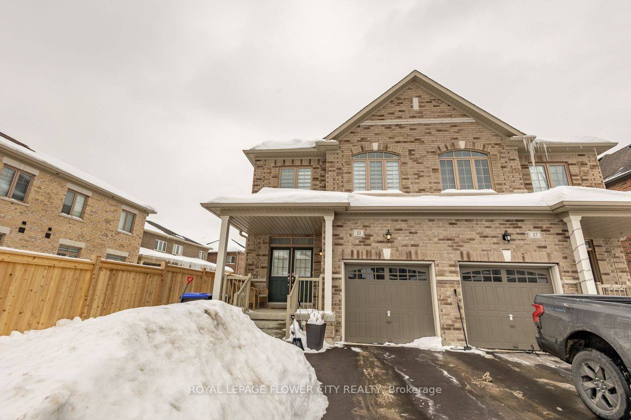 Bradford West Gwillimbury, ON L3Z 2A6,13 Ferragine CRES