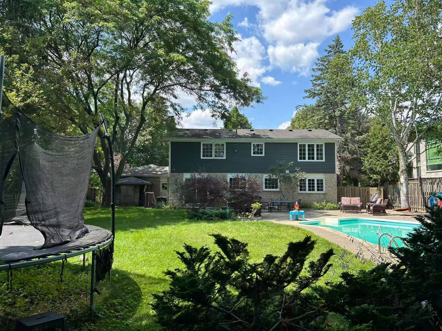 Oakville, ON L6J 1Y5,1464 Oakhill DR