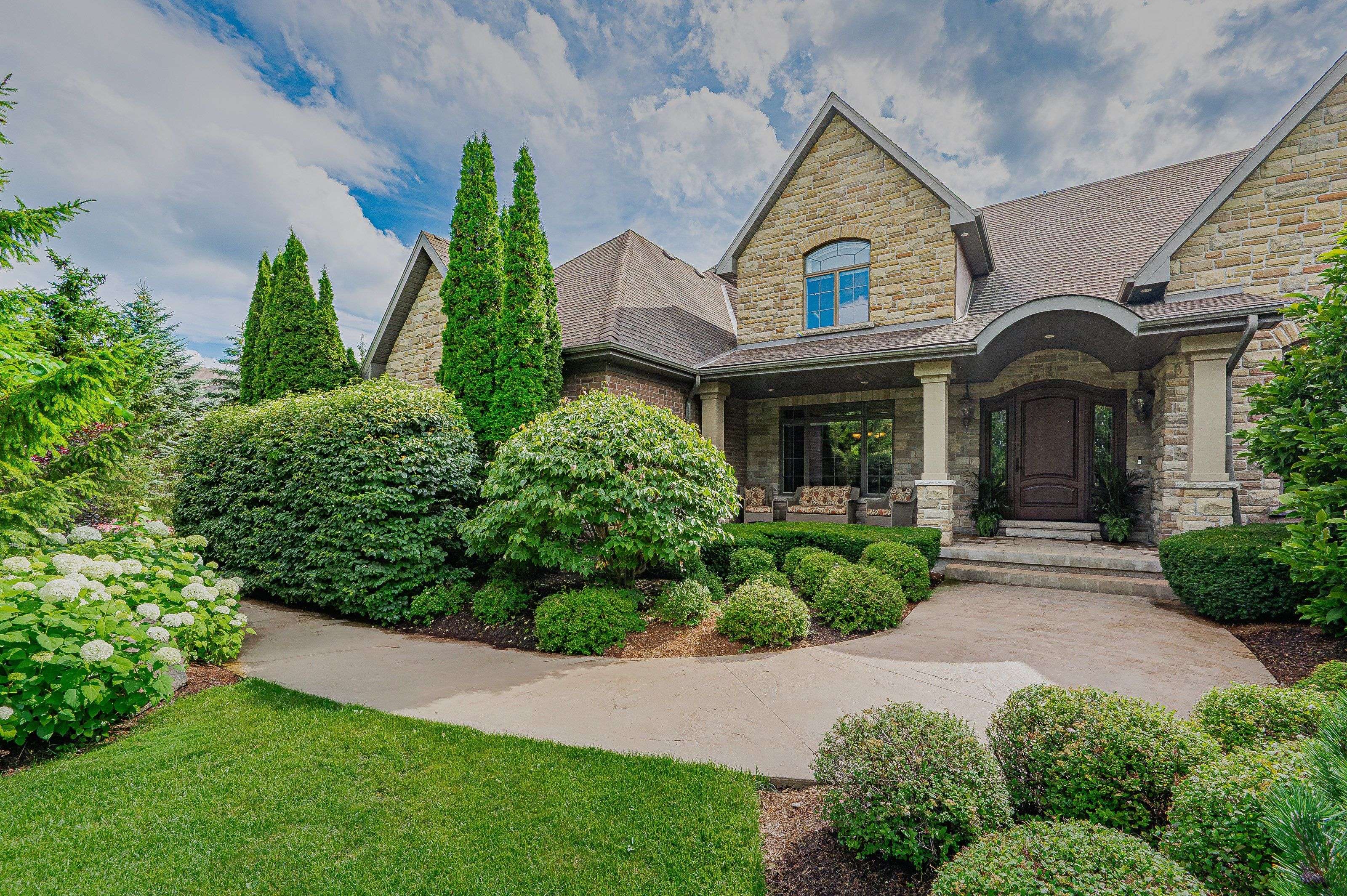 Cambridge, ON N3H 4R8,111 John Bricker RD