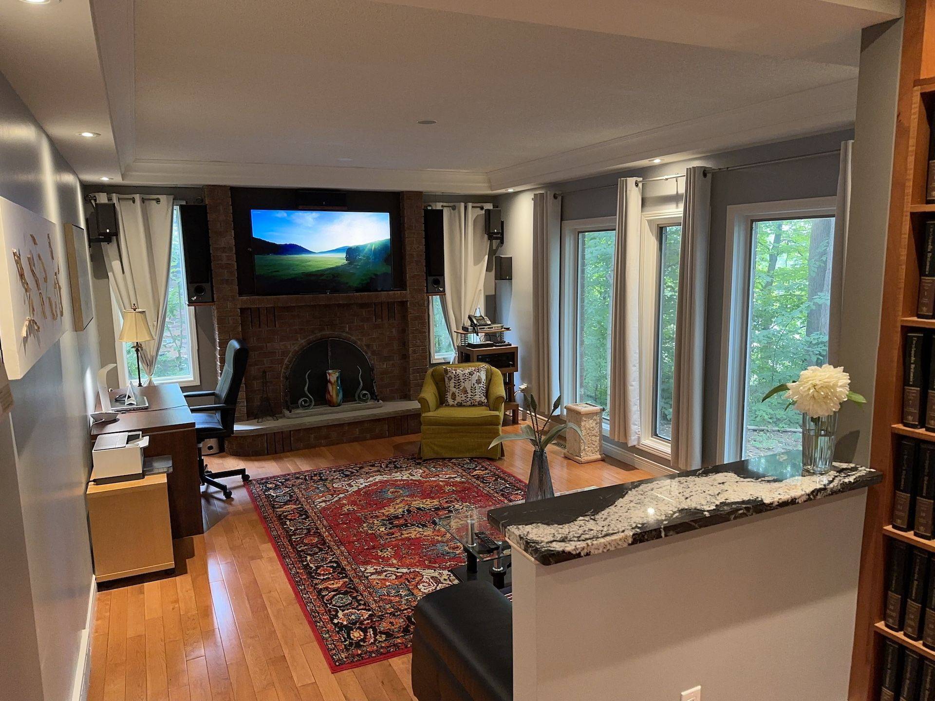 London North, ON N6G 1N3,350 Sarnia RD