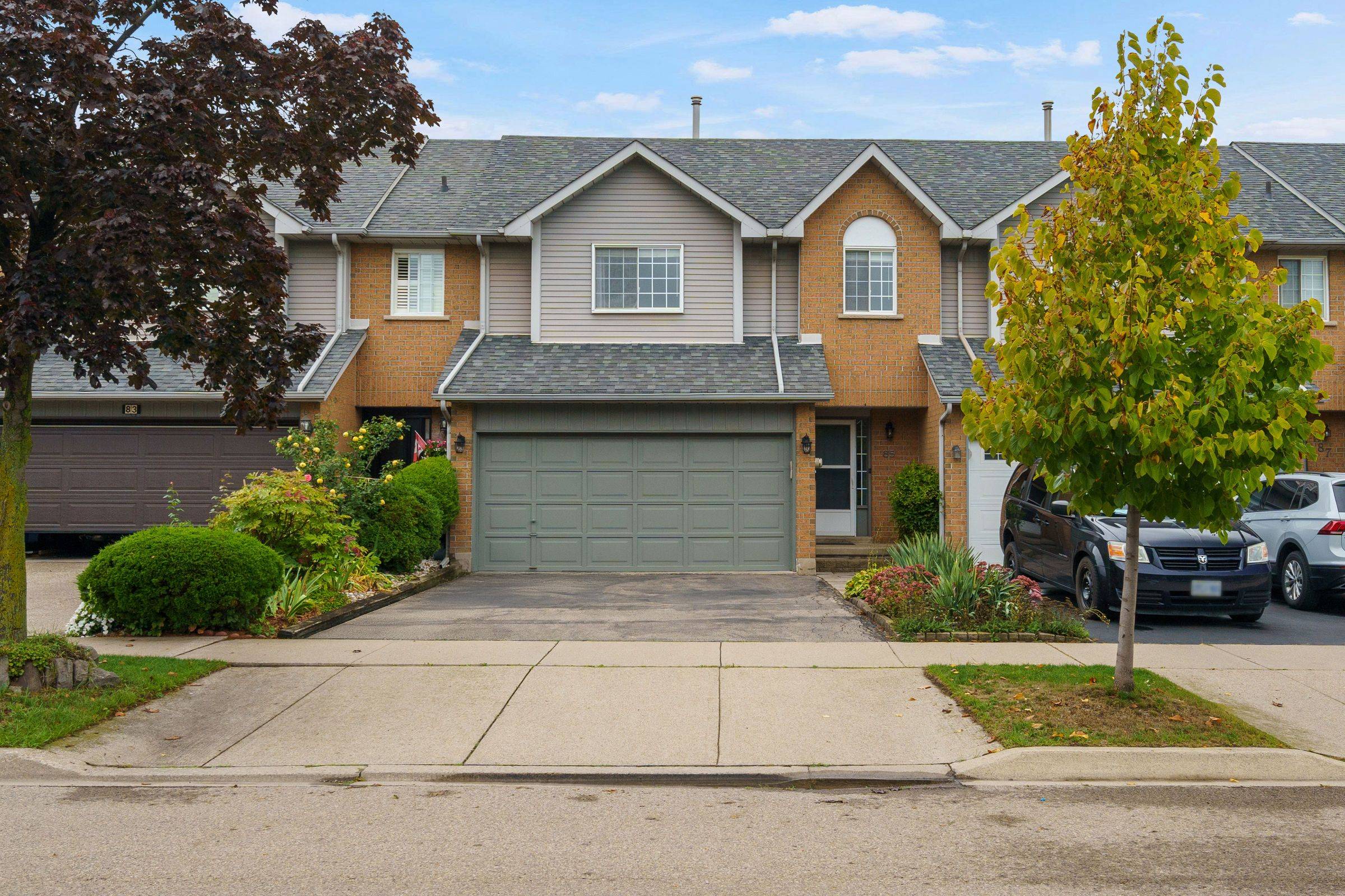 Hamilton, ON L8E 5R8,85 Chelsea CRES #1809
