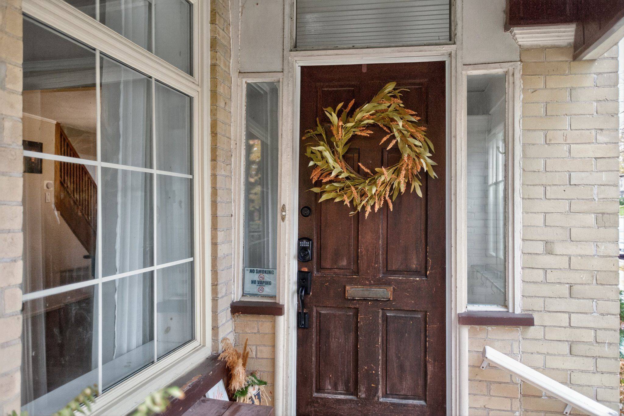 Kawartha Lakes, ON K9V 3R5,71 Bond ST W