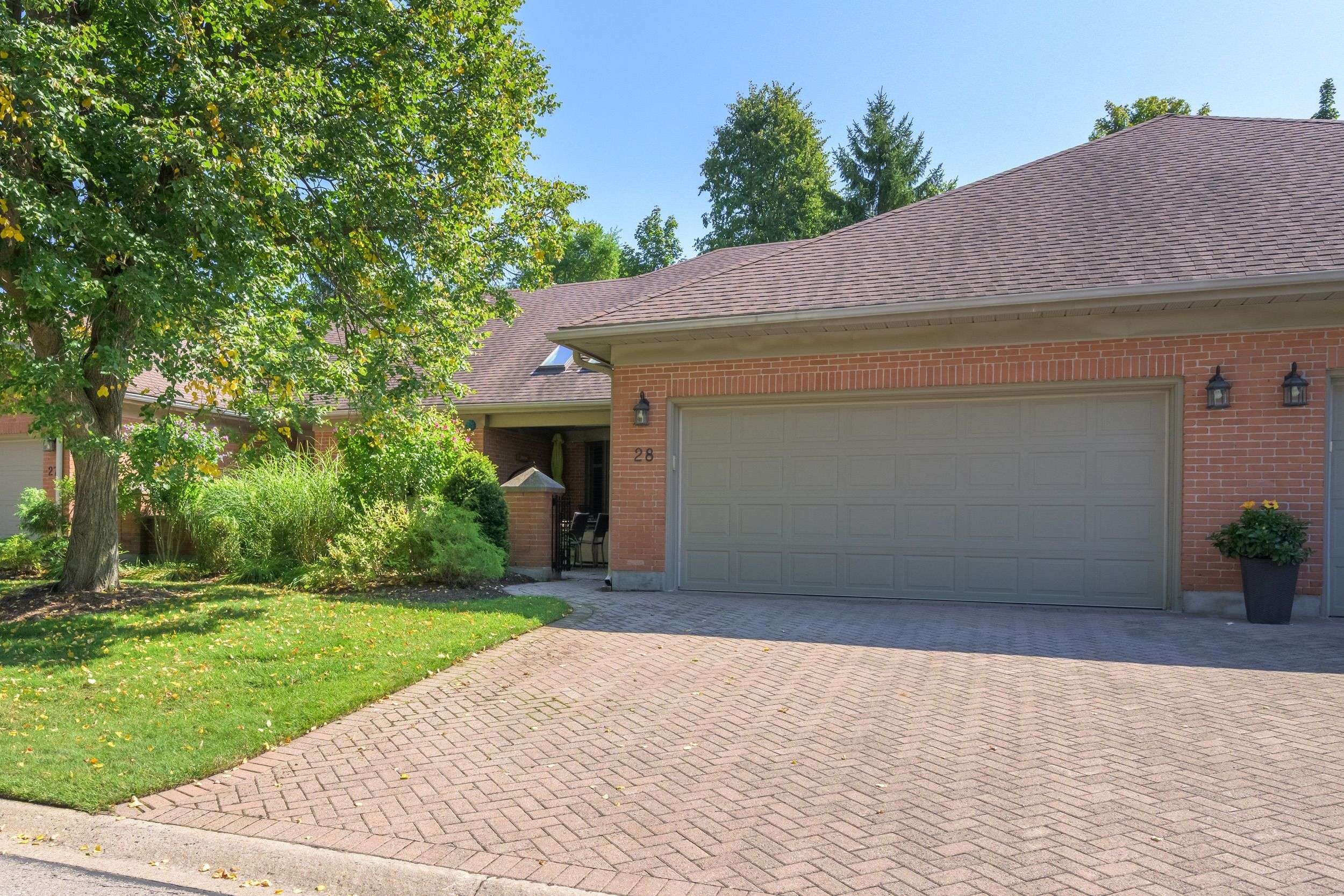 London South, ON N6K 4K9,40 Quinella DR #28