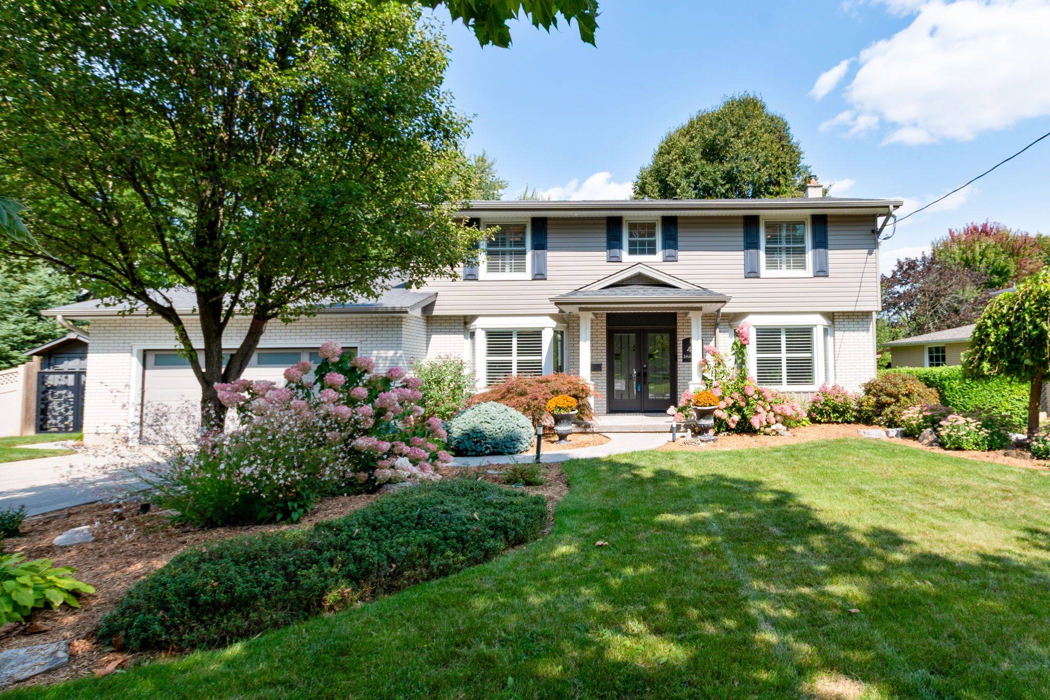 London North, ON N6G 2P1,47 SHAVIAN BLVD