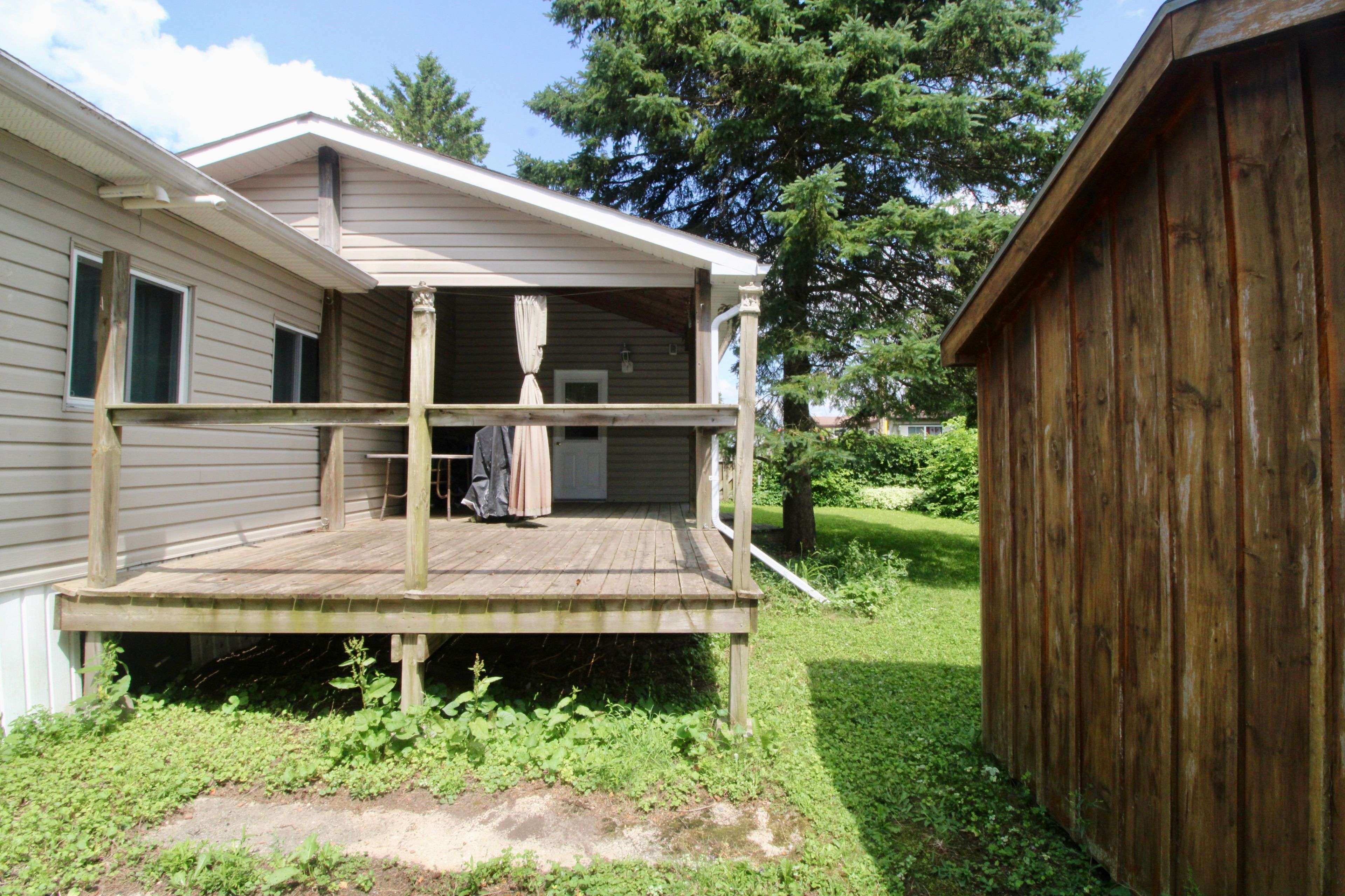 West Grey, ON N0G 1R0,302694 Douglas ST #55