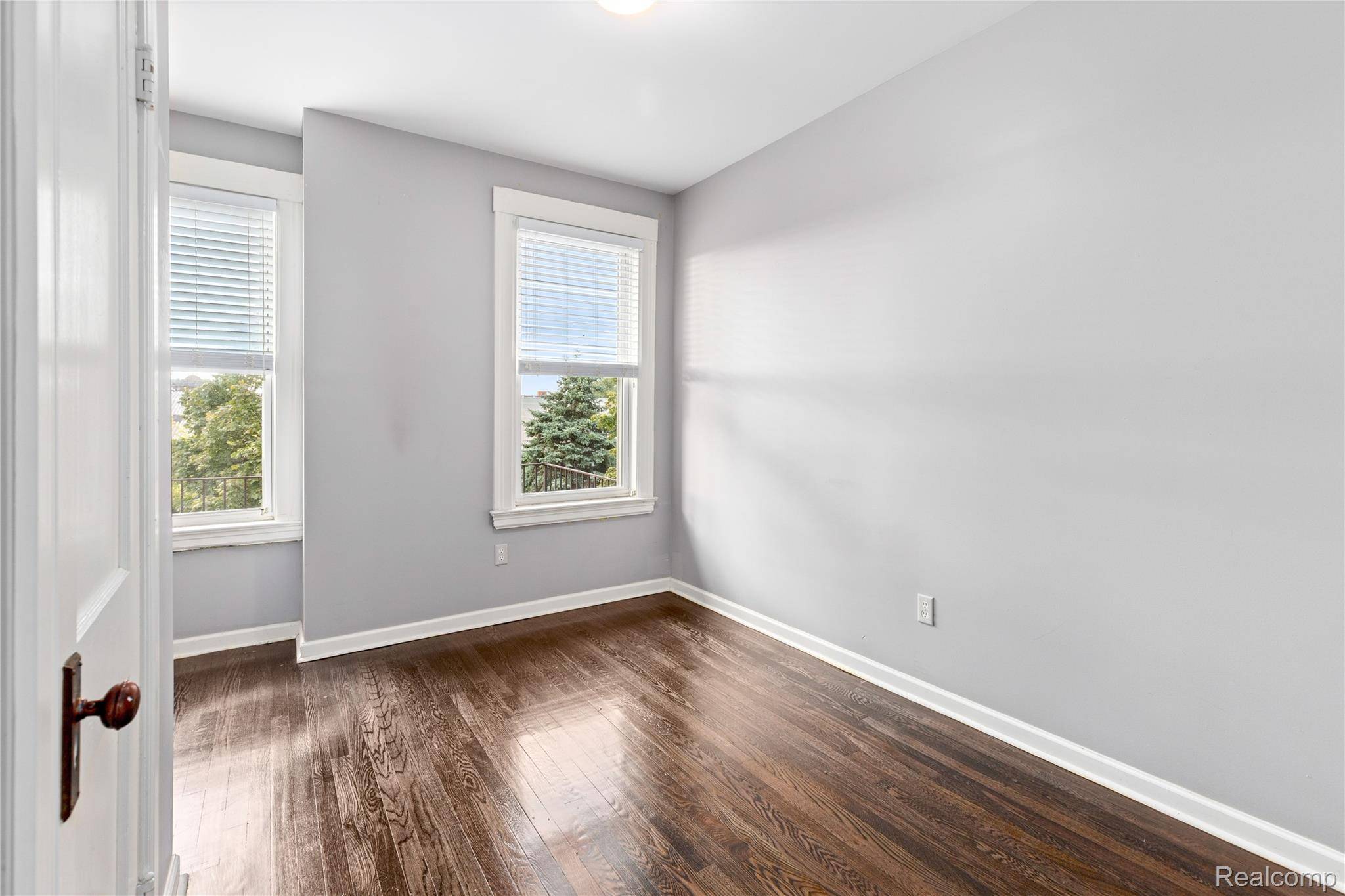 Detroit, MI 48202,310 Hendrie St