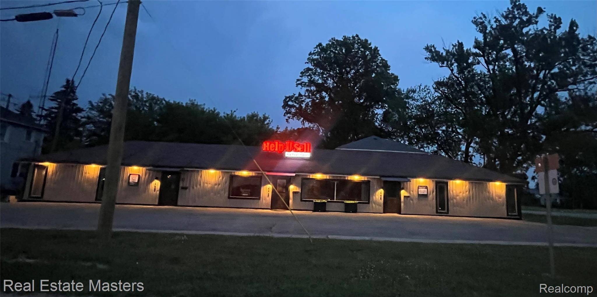 Port Huron, MI 48060,2004 10th AVE