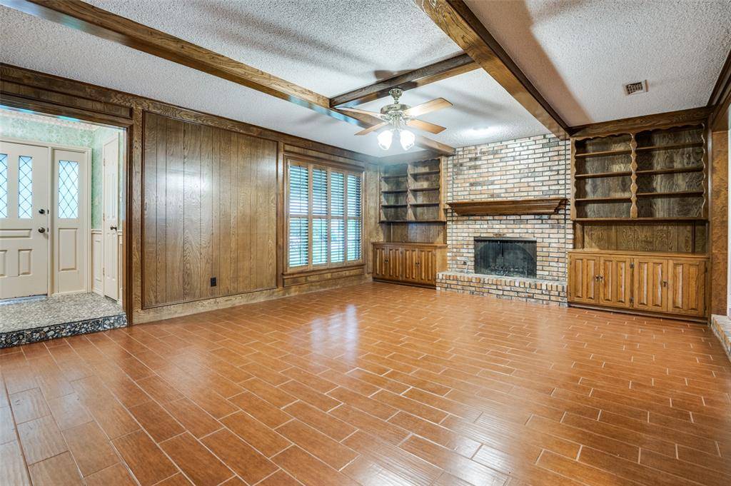 Arlington, TX 76012,1420 Porto Bello Court