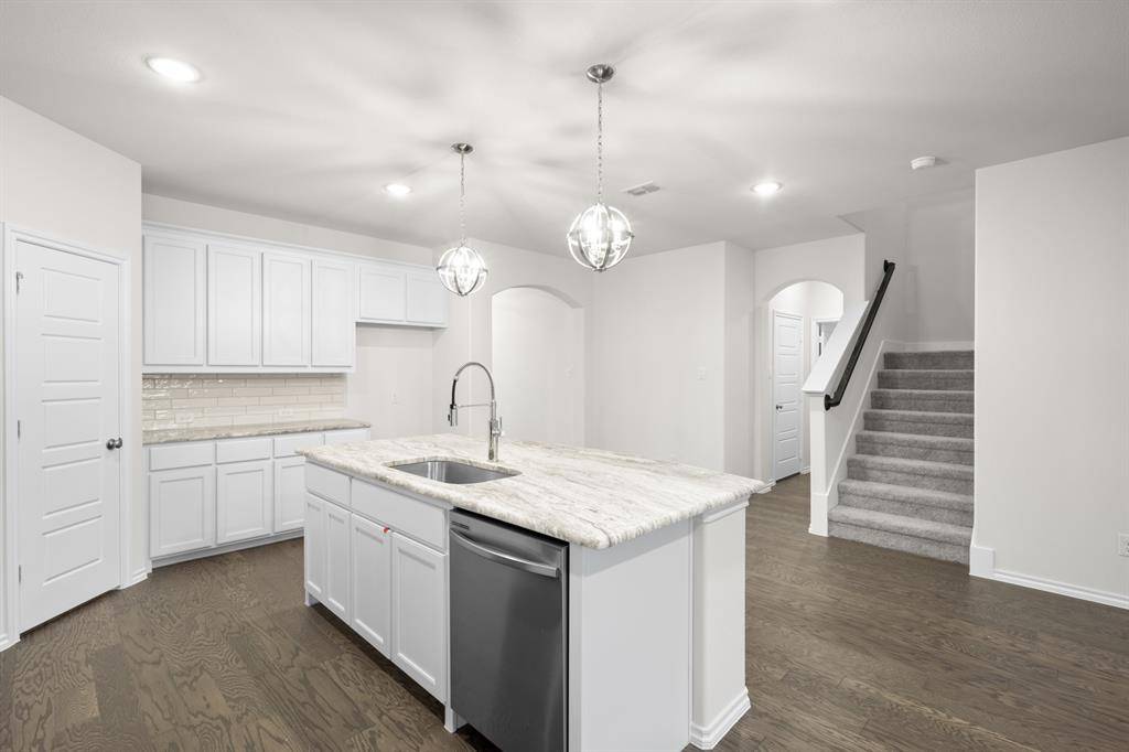 Joshua, TX 76058,7736 Gatevine Avenue