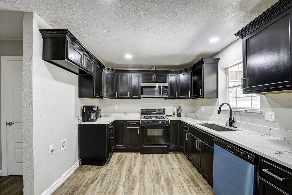 Dallas, TX 75243,12111 Galva Drive