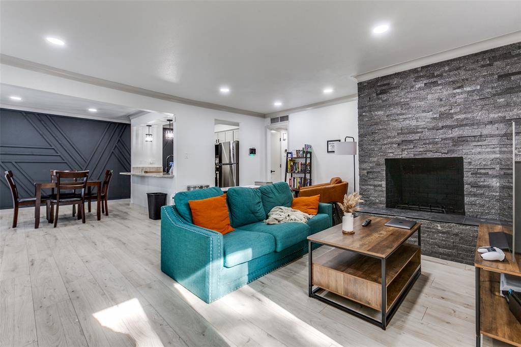 Dallas, TX 75206,5937 E University Boulevard #130