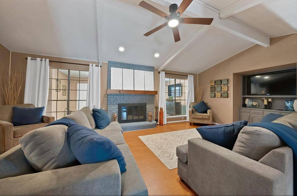 Desoto, TX 75115,1406 Shadybrook Drive