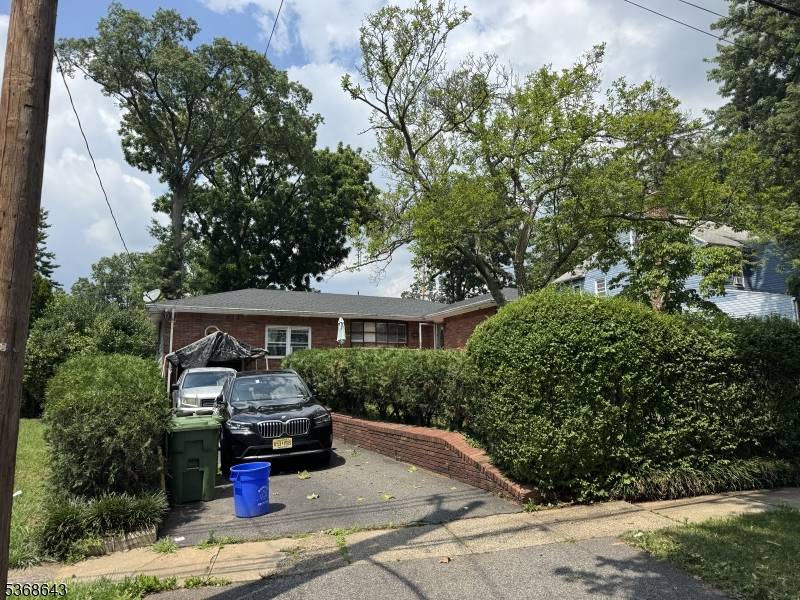 Roselle Boro, NJ 07203,210 W 7Th Ave