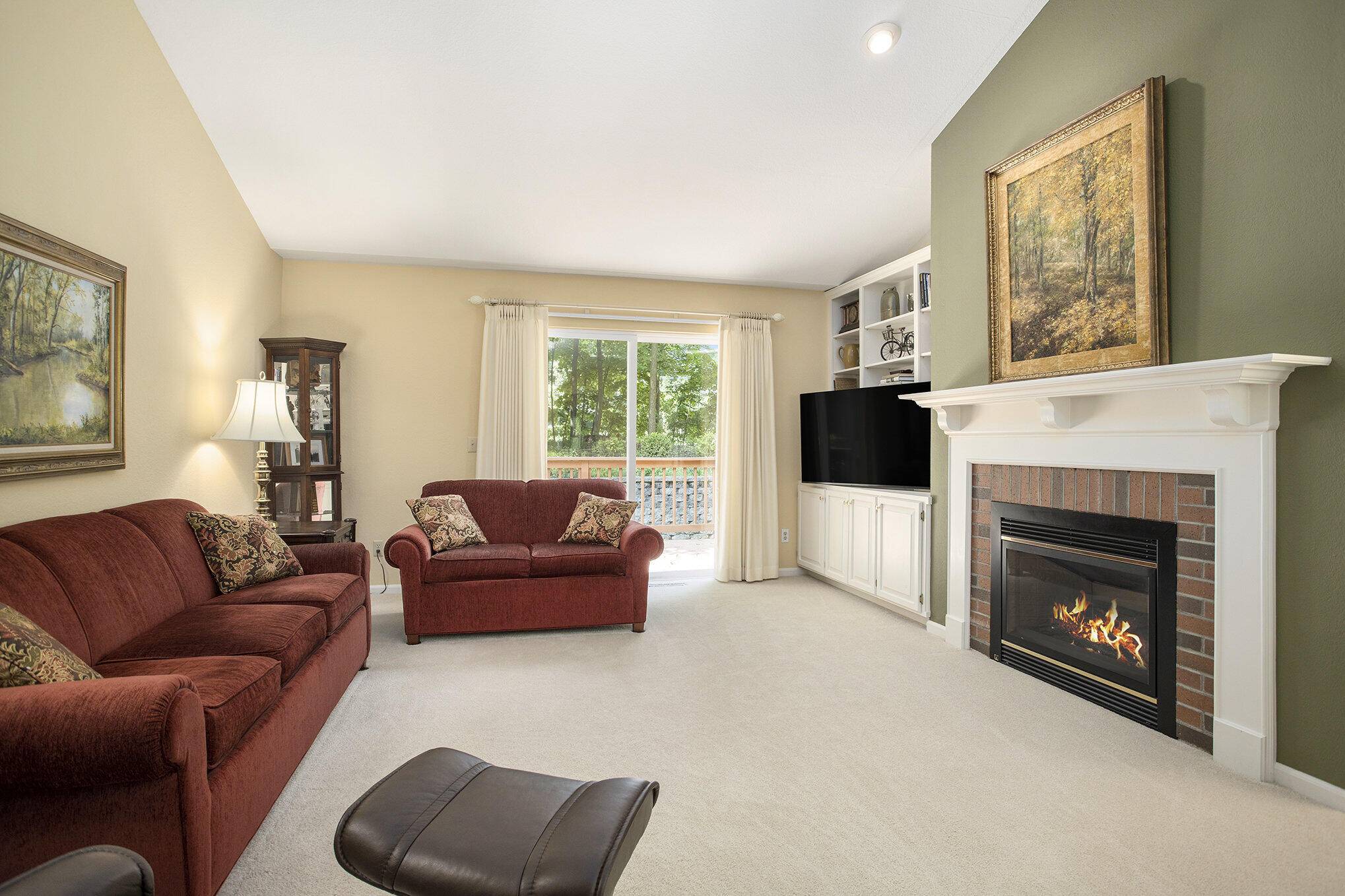 Marshall, MI 49068,131 Chauncey CT