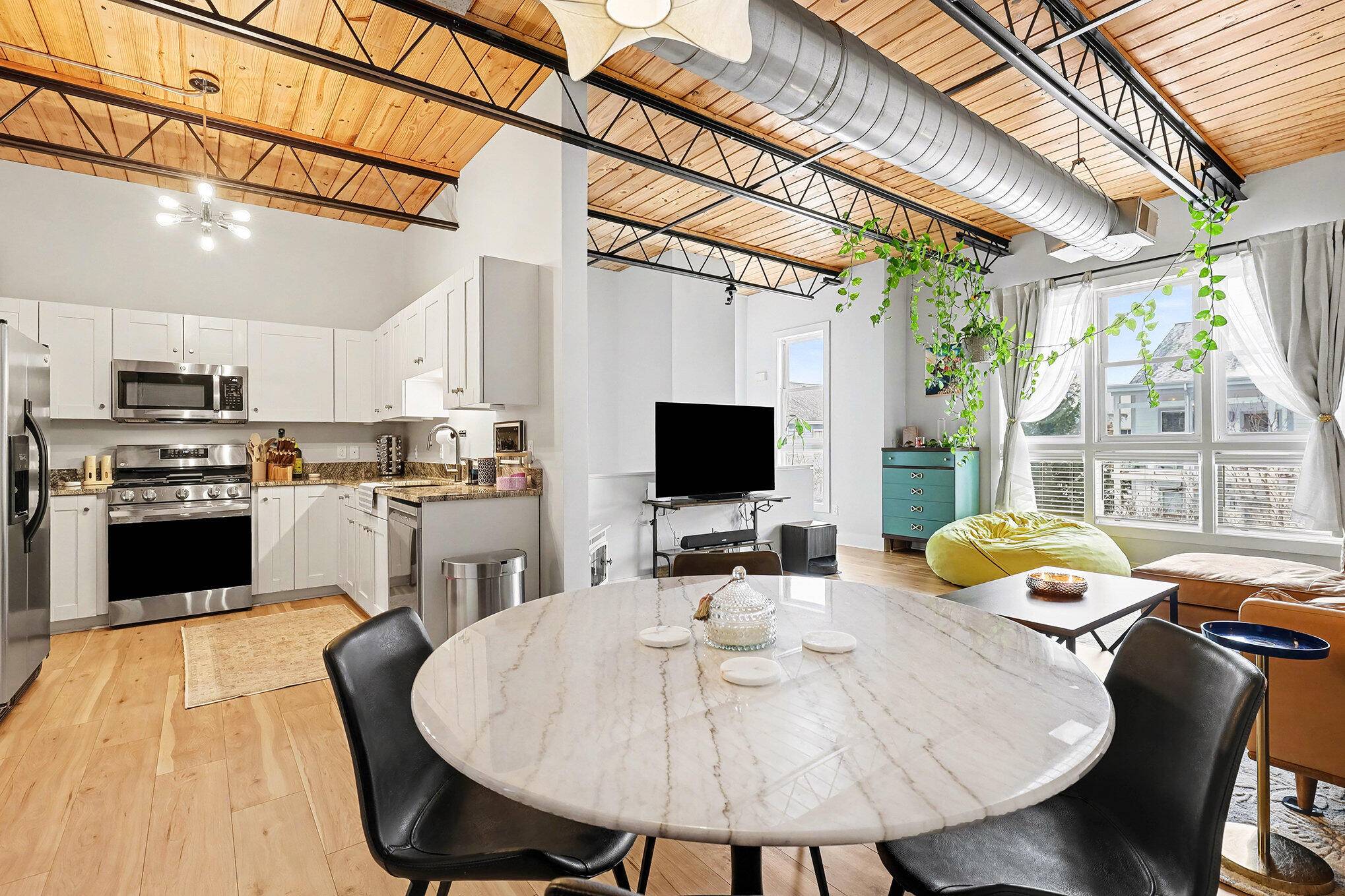 Grand Rapids, MI 49525,2161 New Town DR NE