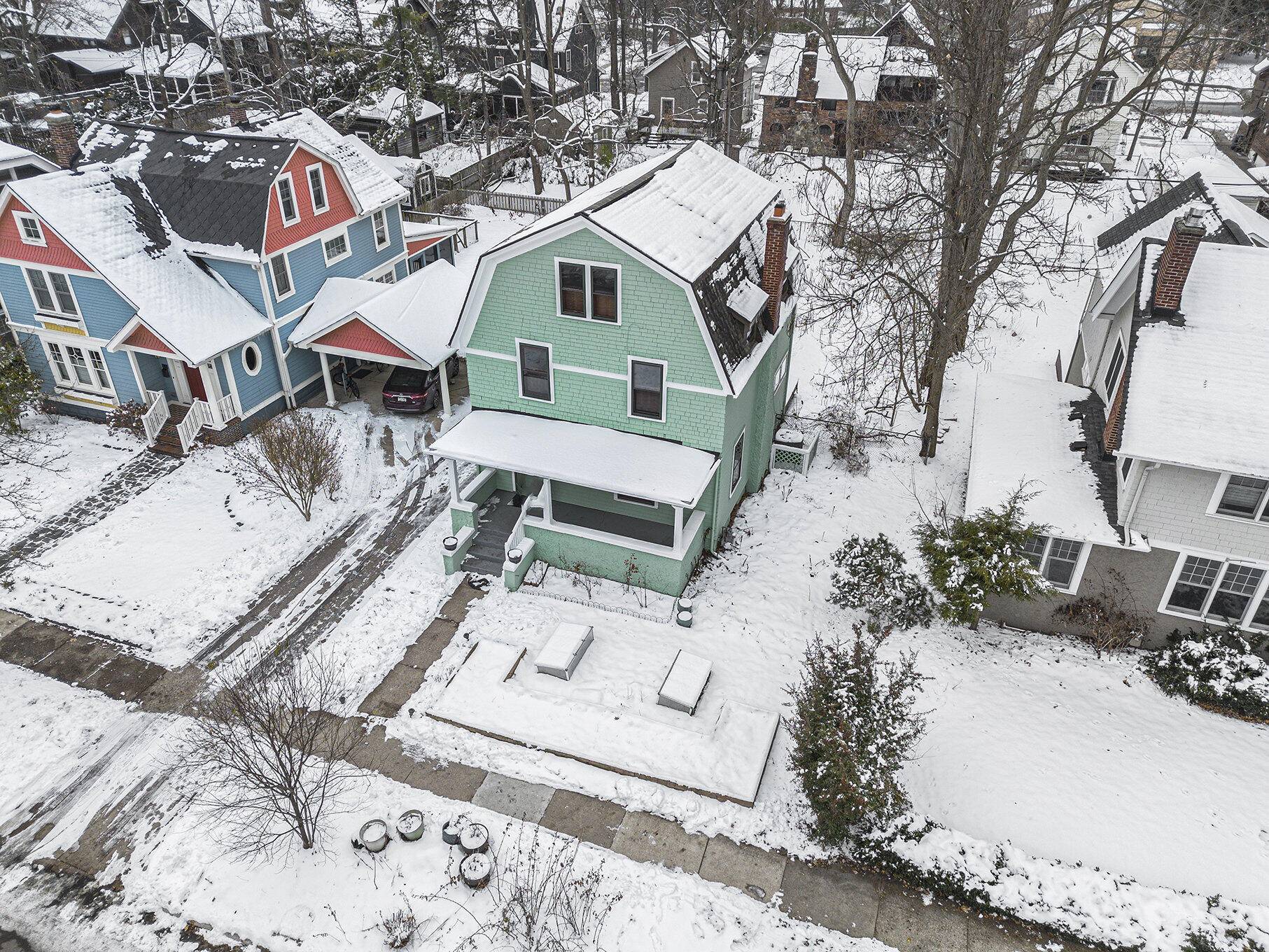 Ann Arbor, MI 48104,1224 Olivia AVE