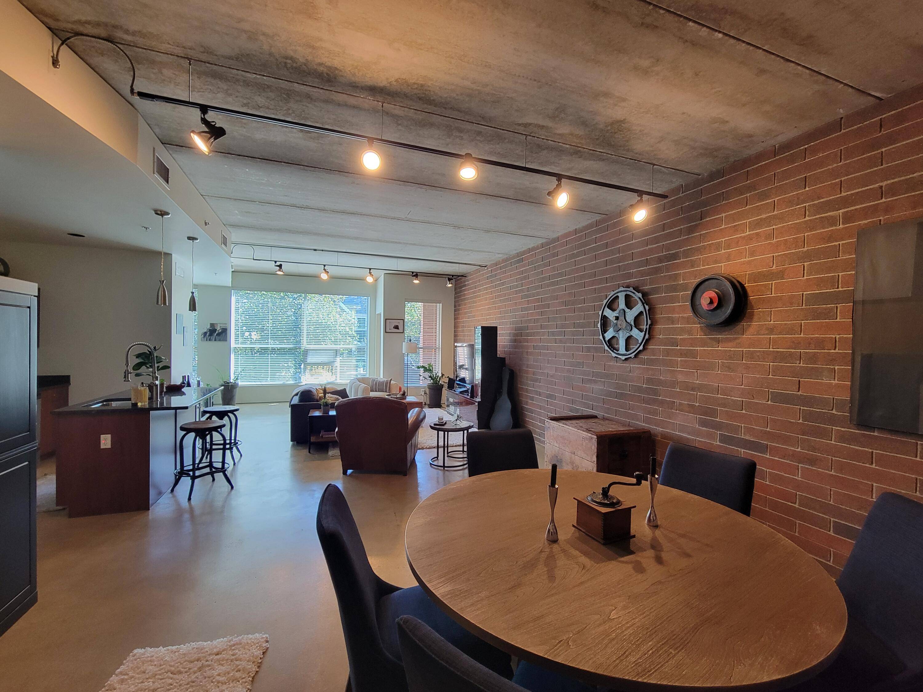 Plymouth, MI 48170,300 Hamilton ST #201