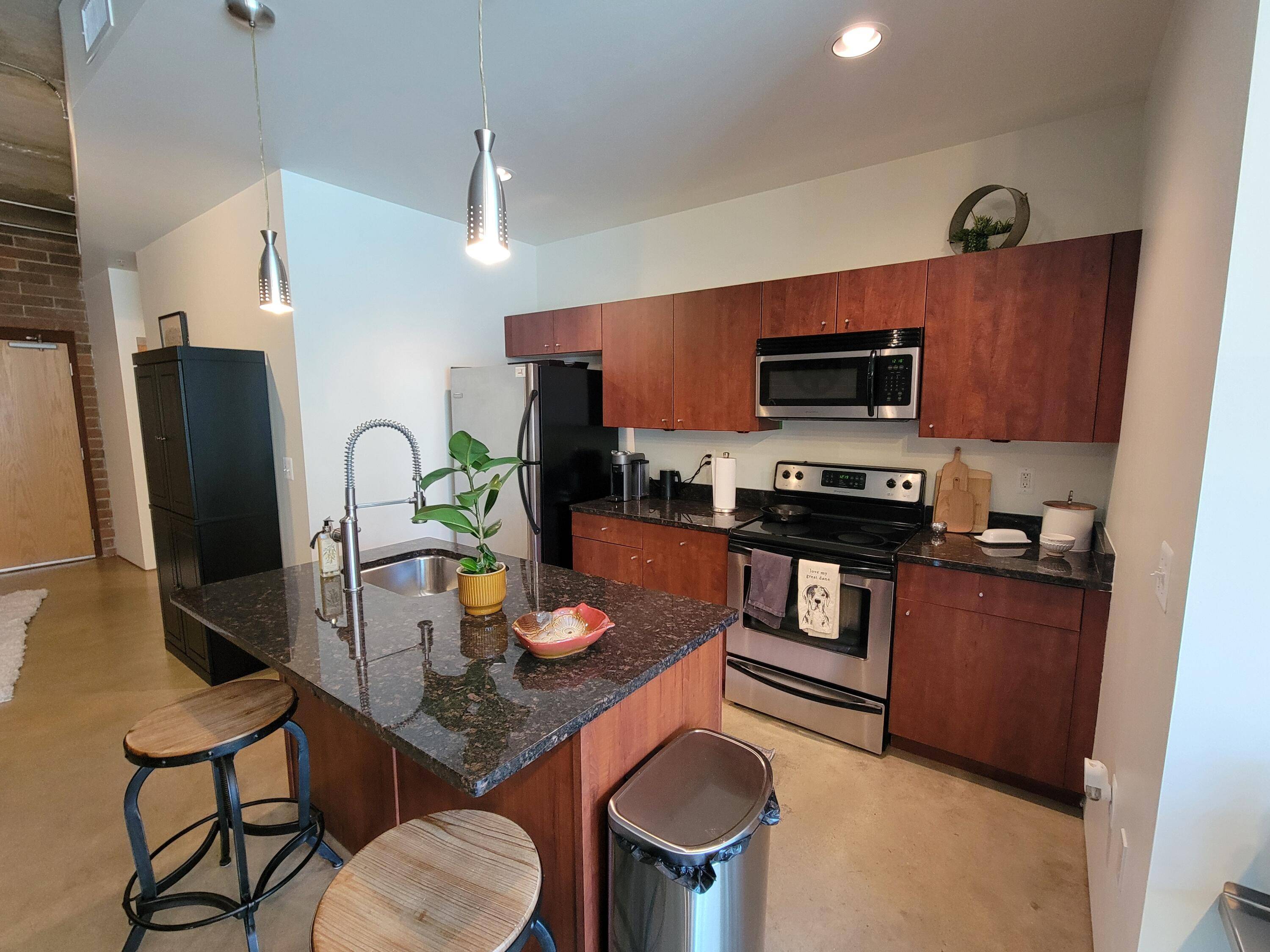 Plymouth, MI 48170,300 Hamilton ST #201