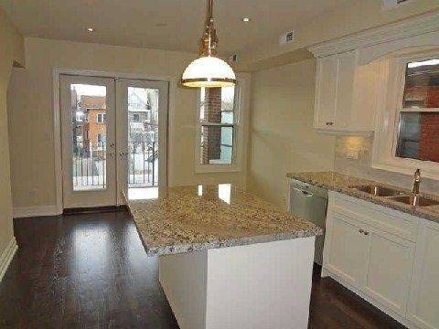 Toronto C01, ON M6G 3L7,728 Shaw ST #Floor 2