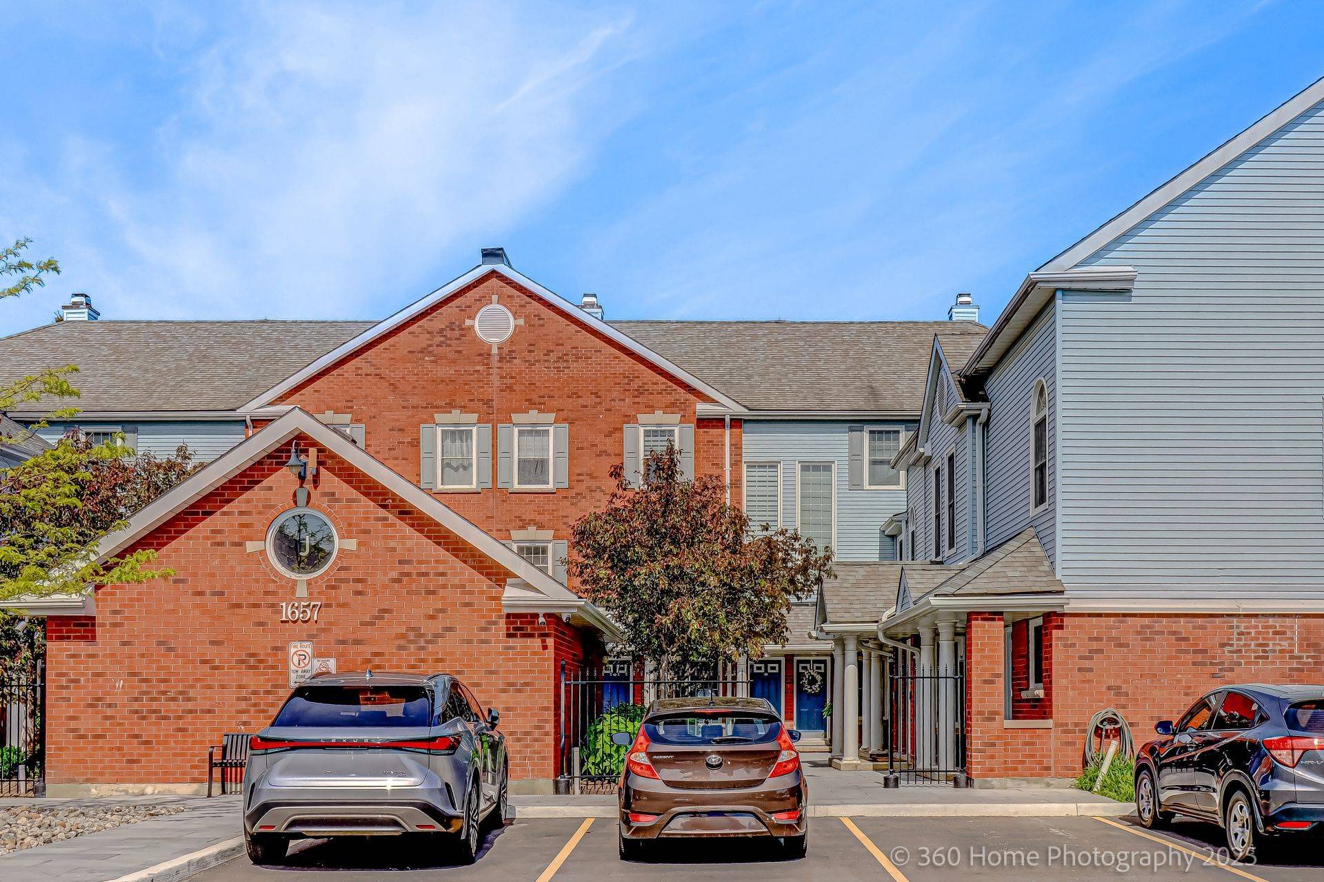 Clarington, ON L1E 1S8,1657 Nash RD #J11