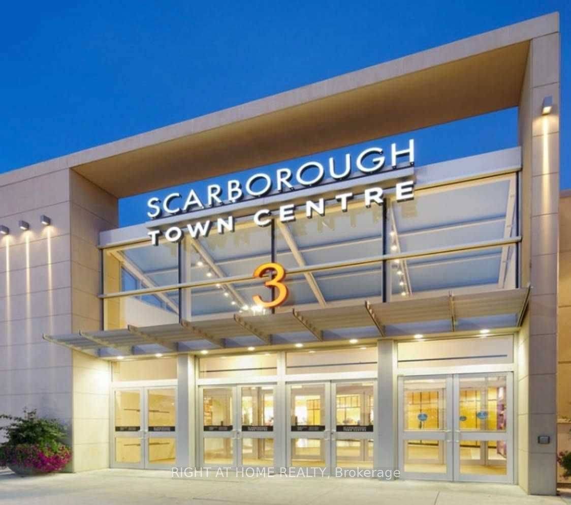 Toronto E09, ON M1P 4P5,300 Borough DR #FC-13