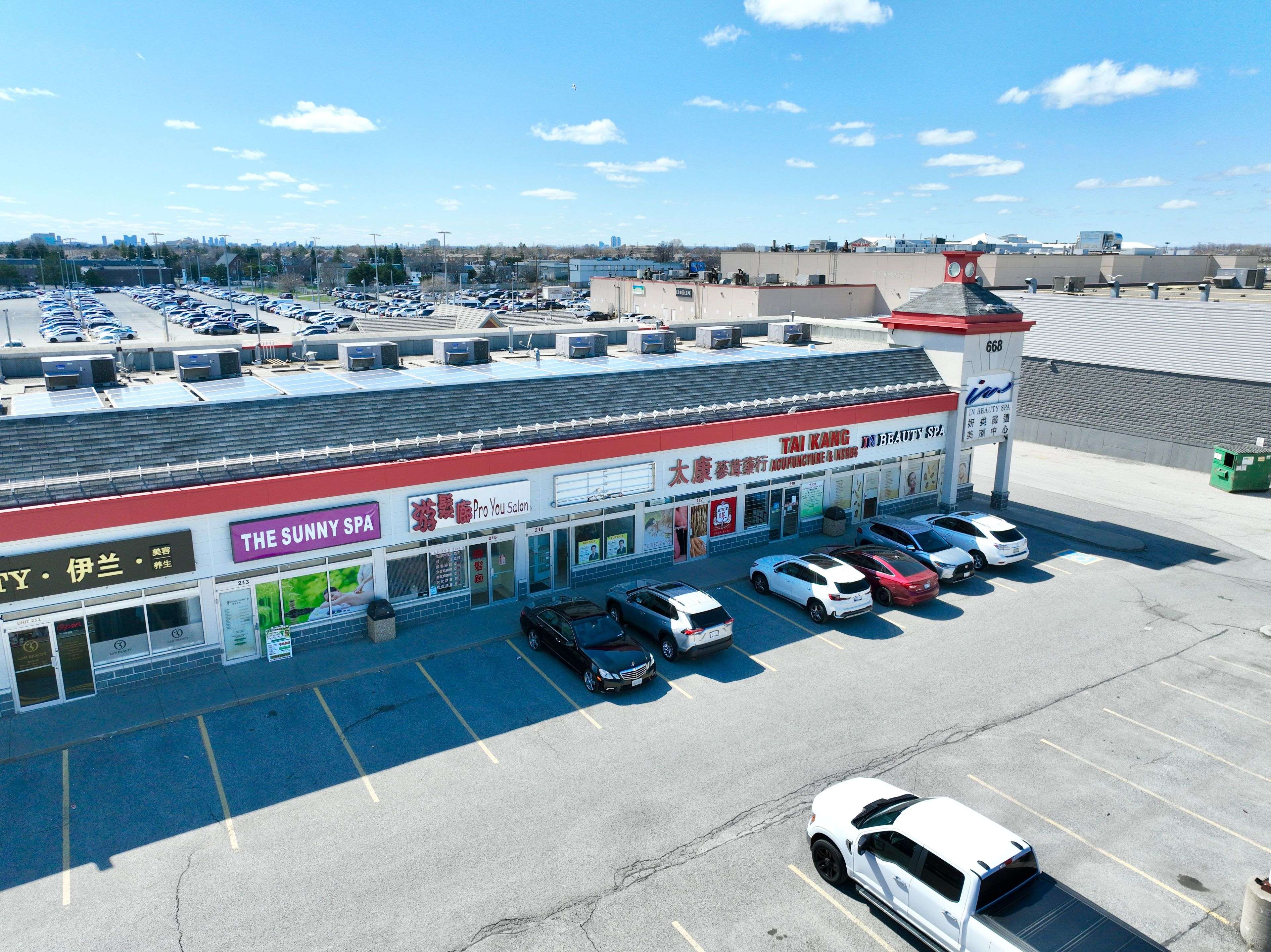 Toronto E07, ON M1V 5N1,668 Silver Star BLVD #216