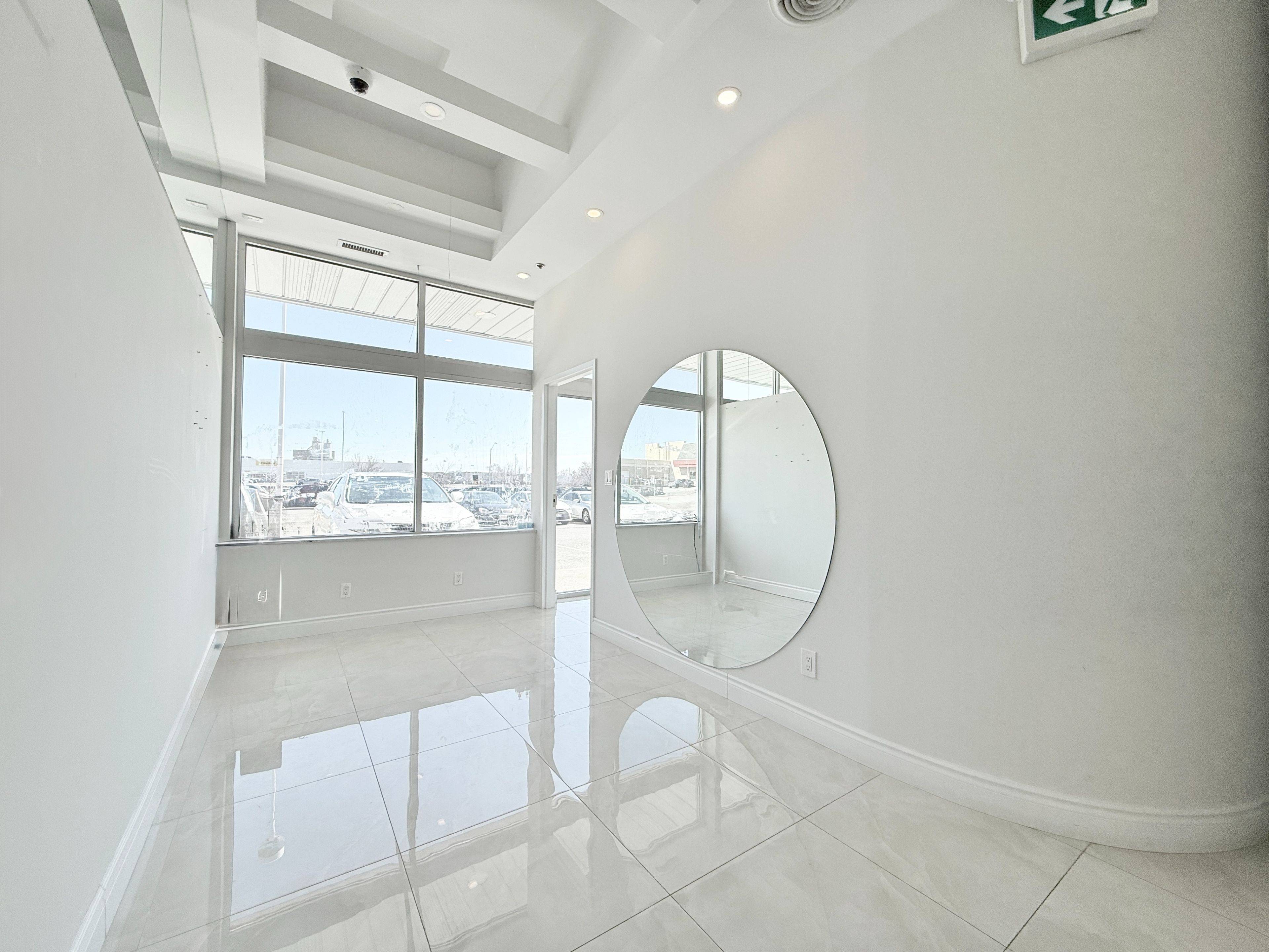 Toronto E07, ON M1V 5N1,668 Silver Star BLVD #216